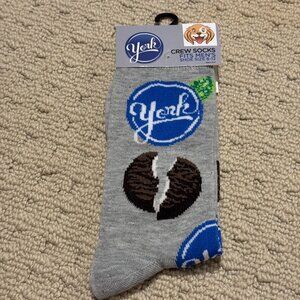 New York Novelty Crew Socks Size 6-12/13 - Men's/Women's -